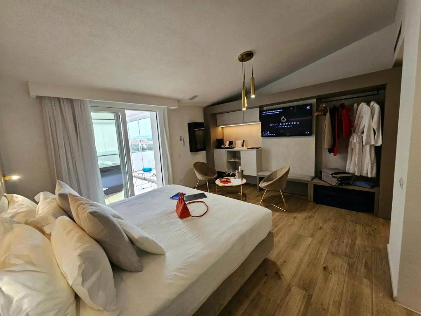 Chic & Charme Luxury Rooms Olbia Bed & Breakfast