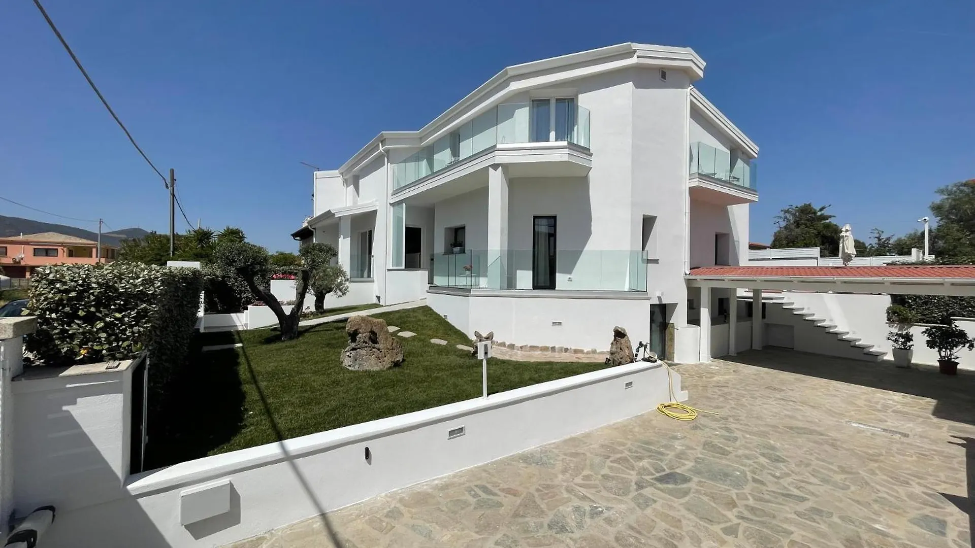 Chic & Charme Luxury Rooms Ольбия