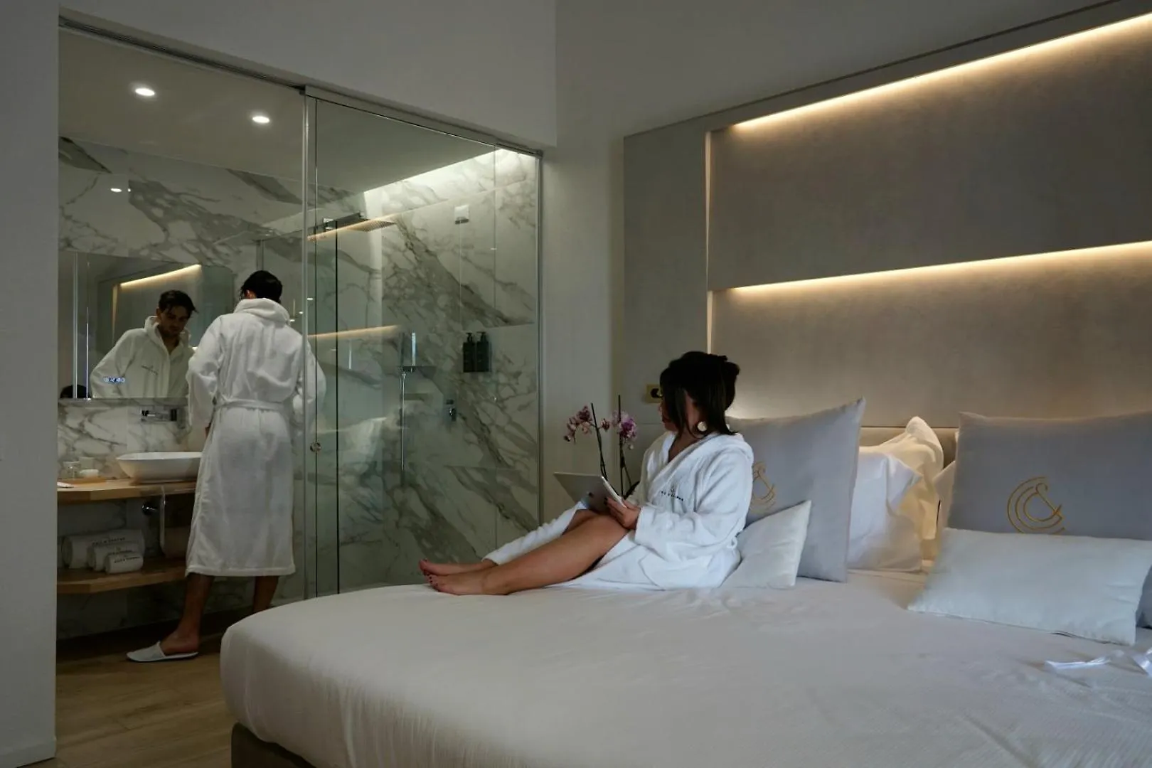 Chic & Charme Luxury Rooms Ольбия 0*,